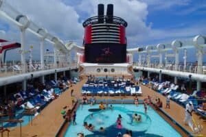 Disney Dream Main Pool