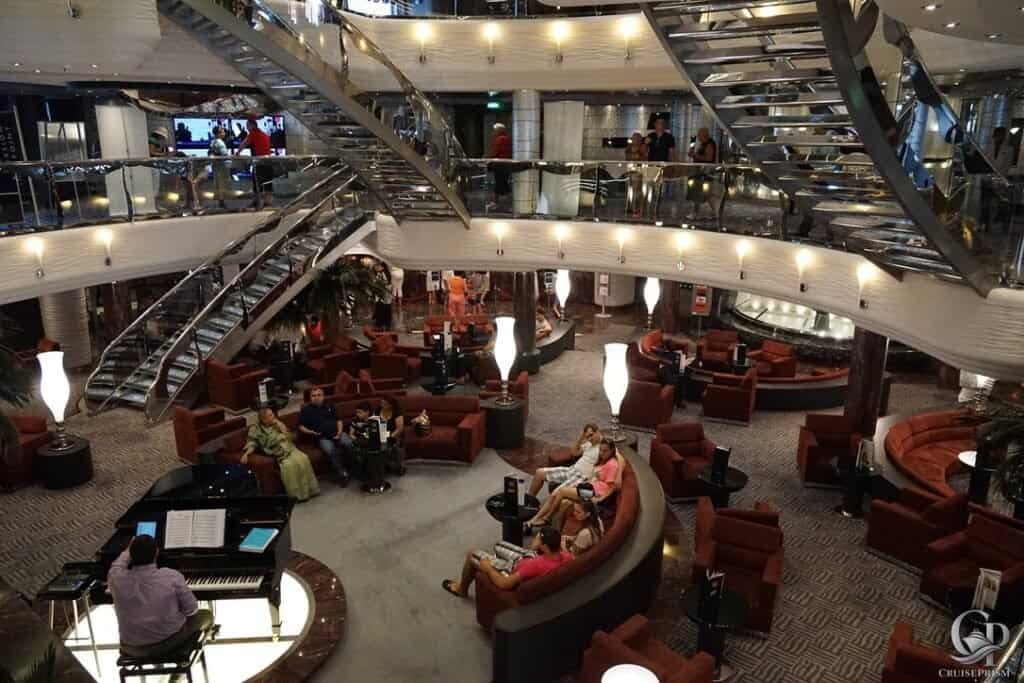 MSC Divina Atrium