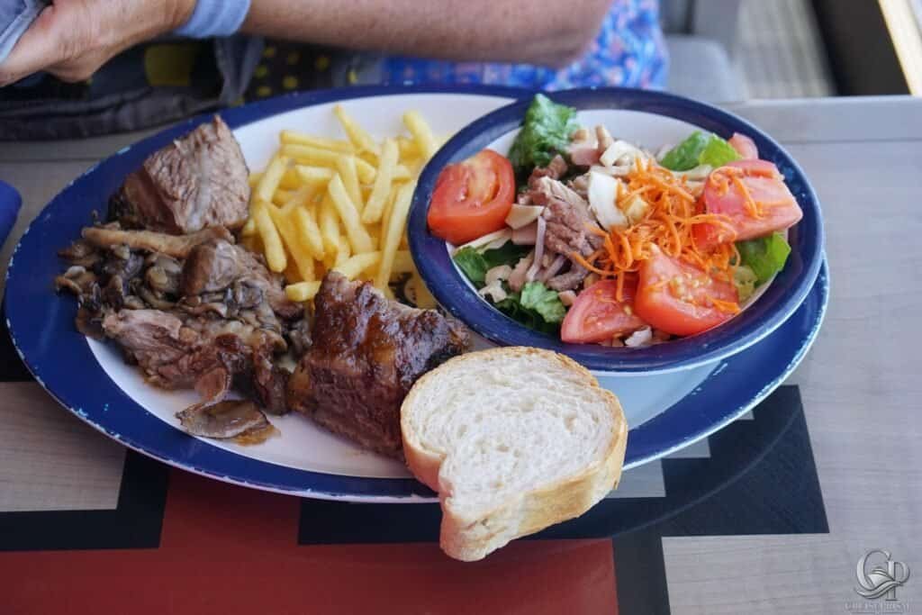 MSC Divina Buffet options