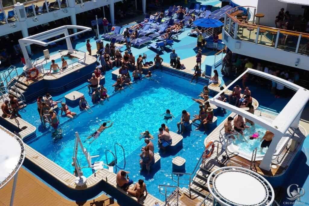 Norwegian Escape Main Pool