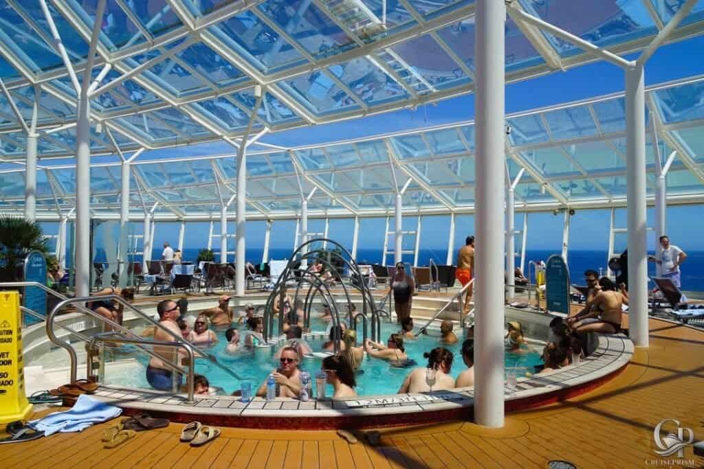 Oasis of the Seas Solarium