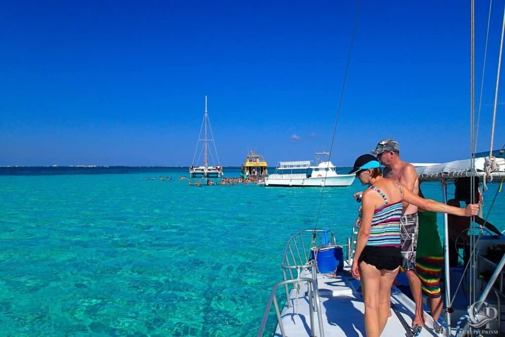 Catamaran in Stingray City in Grand Cayman
