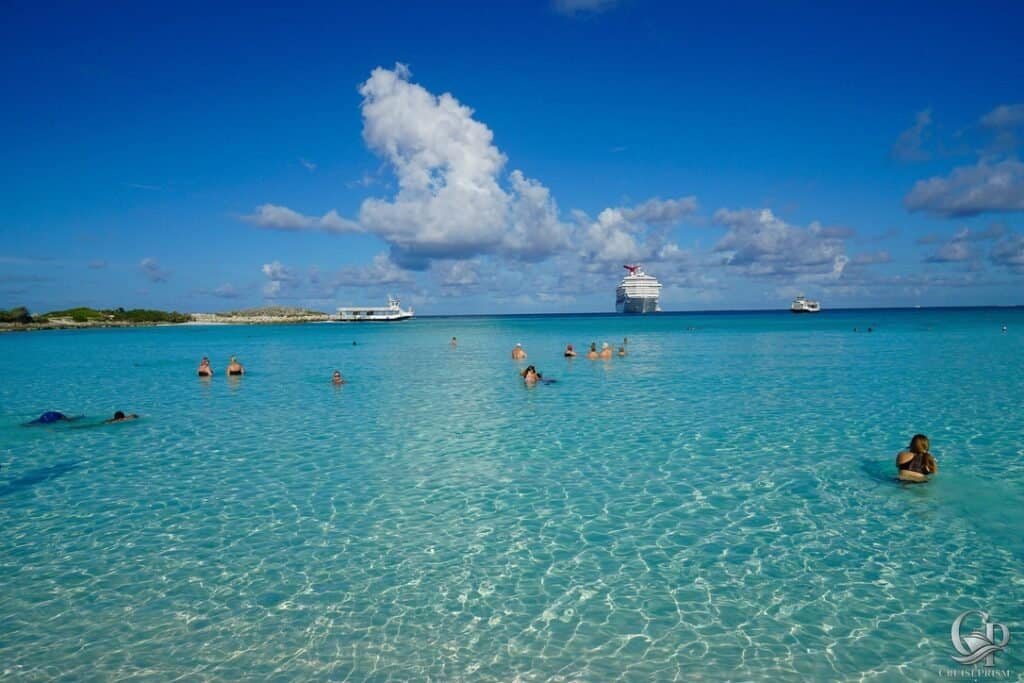 Half Moon Cay tenders going to the ship and back.