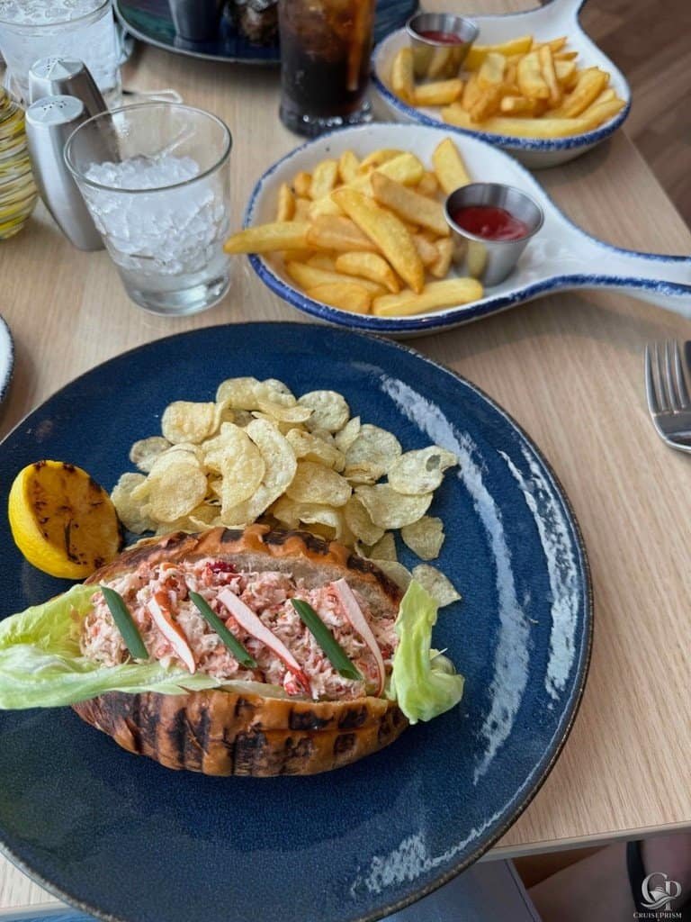 Icon of the Seas Hooked Seafood Lobster roll