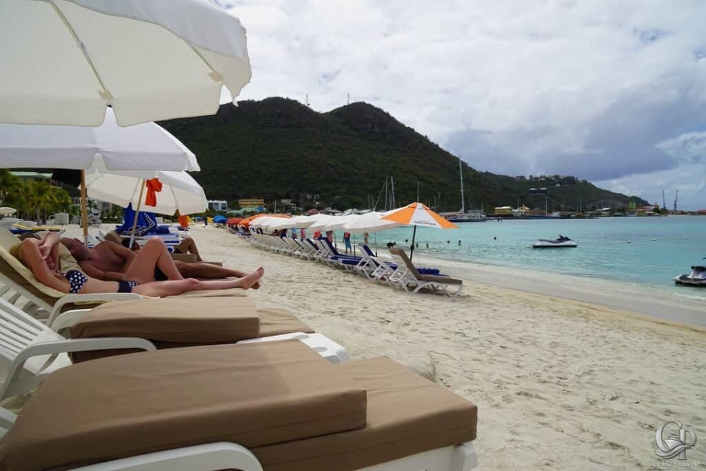 St. Maarten Holland House Beach Hotel Day Pass